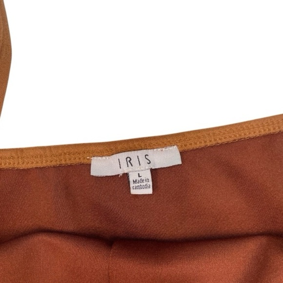 IRIS Suede Mini Dress with button detail
Size L - Picture 5 of 13